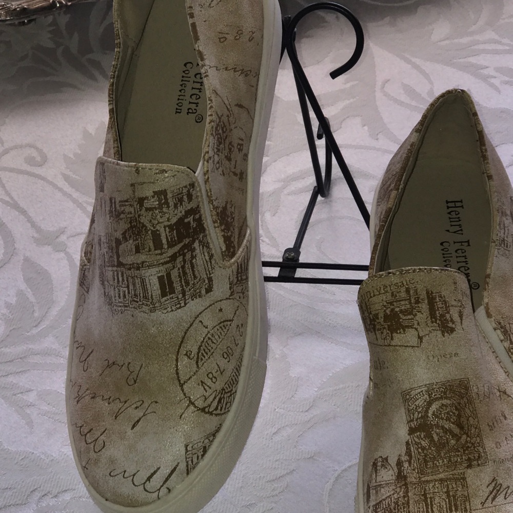 Henry Ferrera Collection shoes - Picture 2 of 3